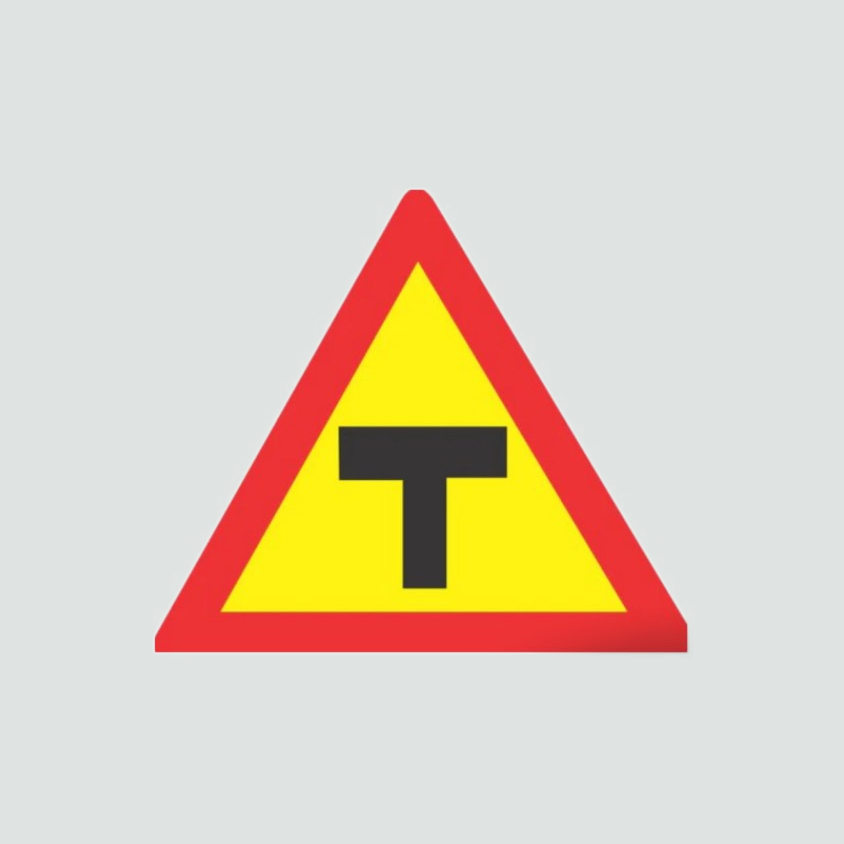Warning of road junction ahead